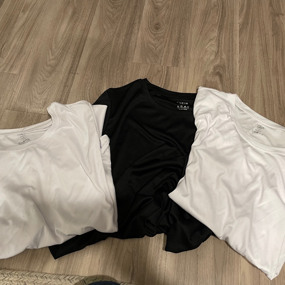 SHEIN 3-Piece Shirt Bundle | Size 4X | White & Black Tops NWOT